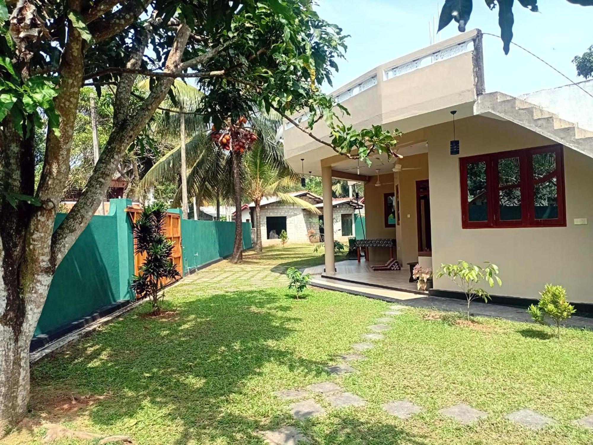 Guesthouse Dilush เบอร์อูวาลา ภายนอก รูปภาพ